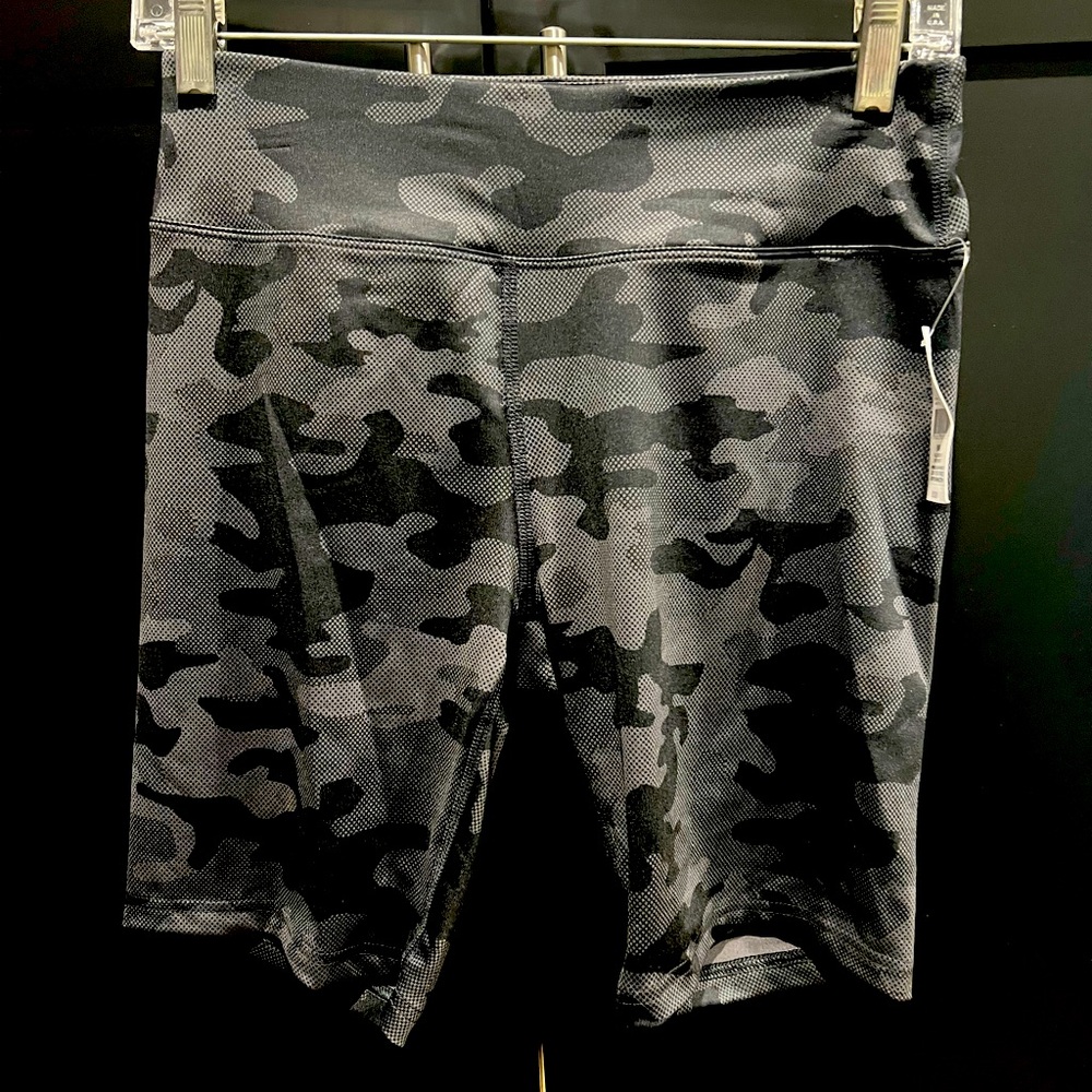 Camo shorts NEW